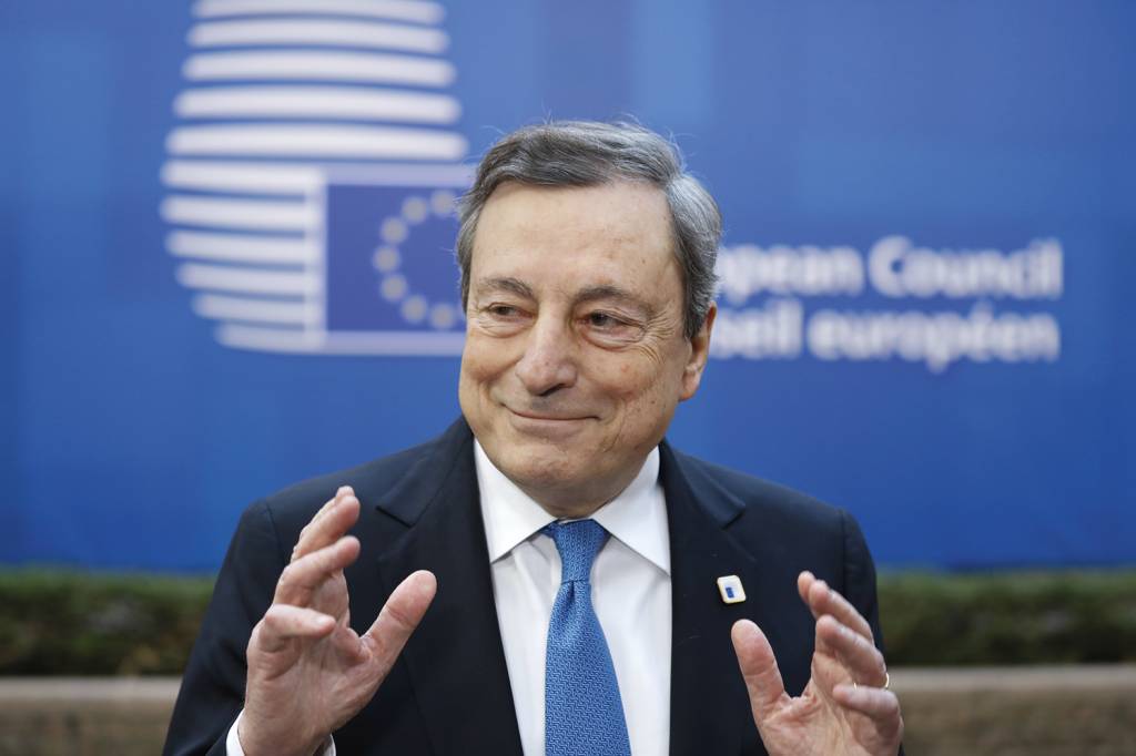 A PIZZA ACABOU - Draghi: o primeiro-ministro da Itália não tem partido -