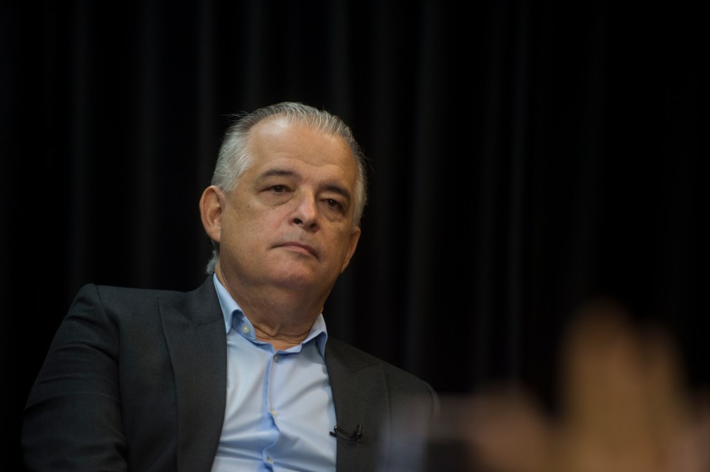 O candidato a pré-governador de São Paulo, Marcio França, durante a gravação do programa Amarelas On Air, de Veja -