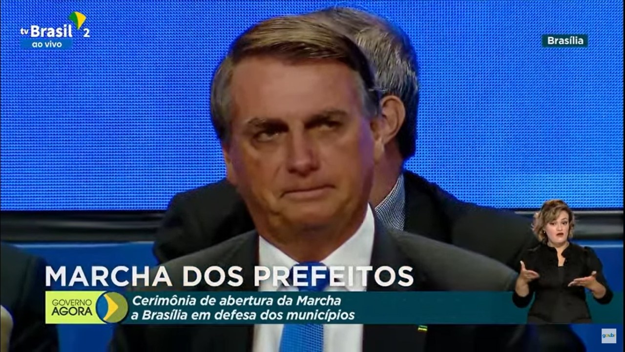 O presidente Jair Bolsonaro participa da abertura da Marcha dos Prefeitos, em Brasília