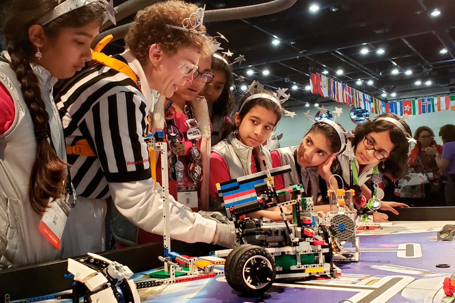 PROJEÇÃO GLOBAL - A participação em torneios de robótica como parte de um amplo projeto pedagógico -