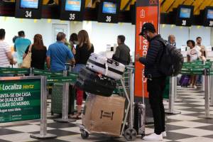 Aeroportos reforçam fiscalização de bagagens de mão