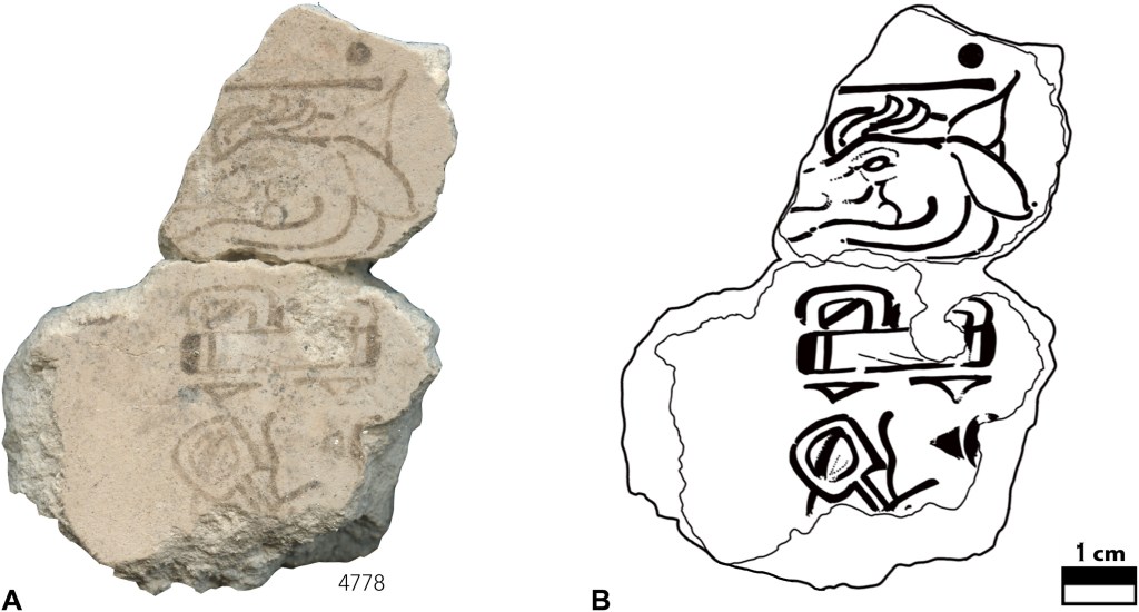 Fragmentos de gesso com inscrições maias