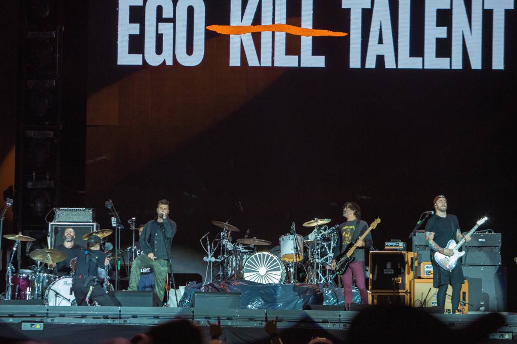A banda brasileira Ego Kill Talent fez o show de abertura para o Metallica, no estádio do Morumbi, em São Paulo - 10/05/2022 -
