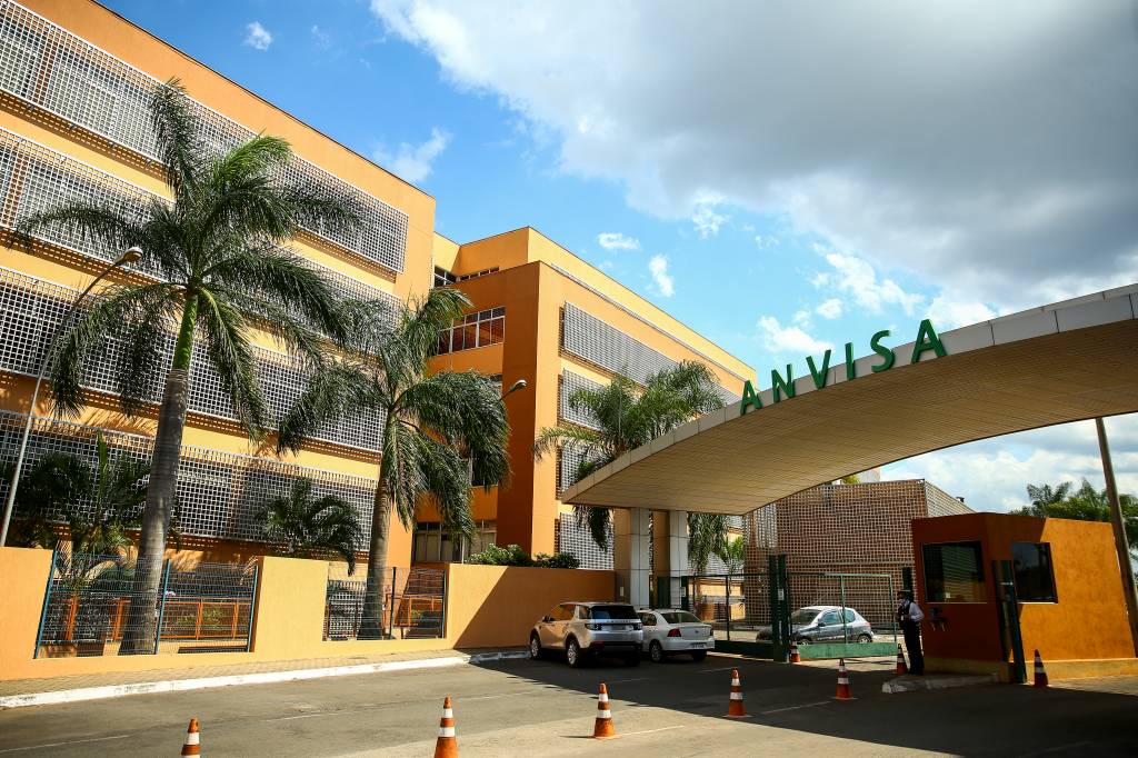 Anvisa proíbe suplementos alimentares e energéticos com ozônio