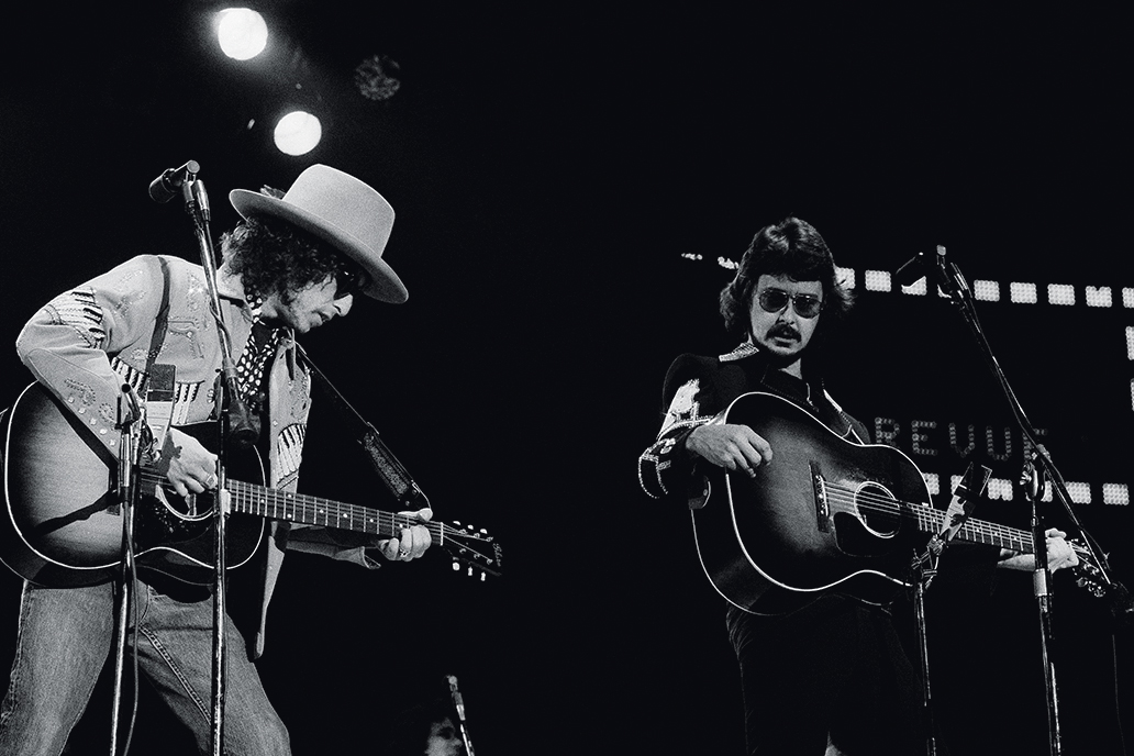 PARCERIA - Neuwirth (à dir.) com Bob Dylan: nas turnês e na produção de discos -