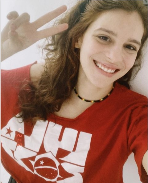 Atriz Lara Tremoroux