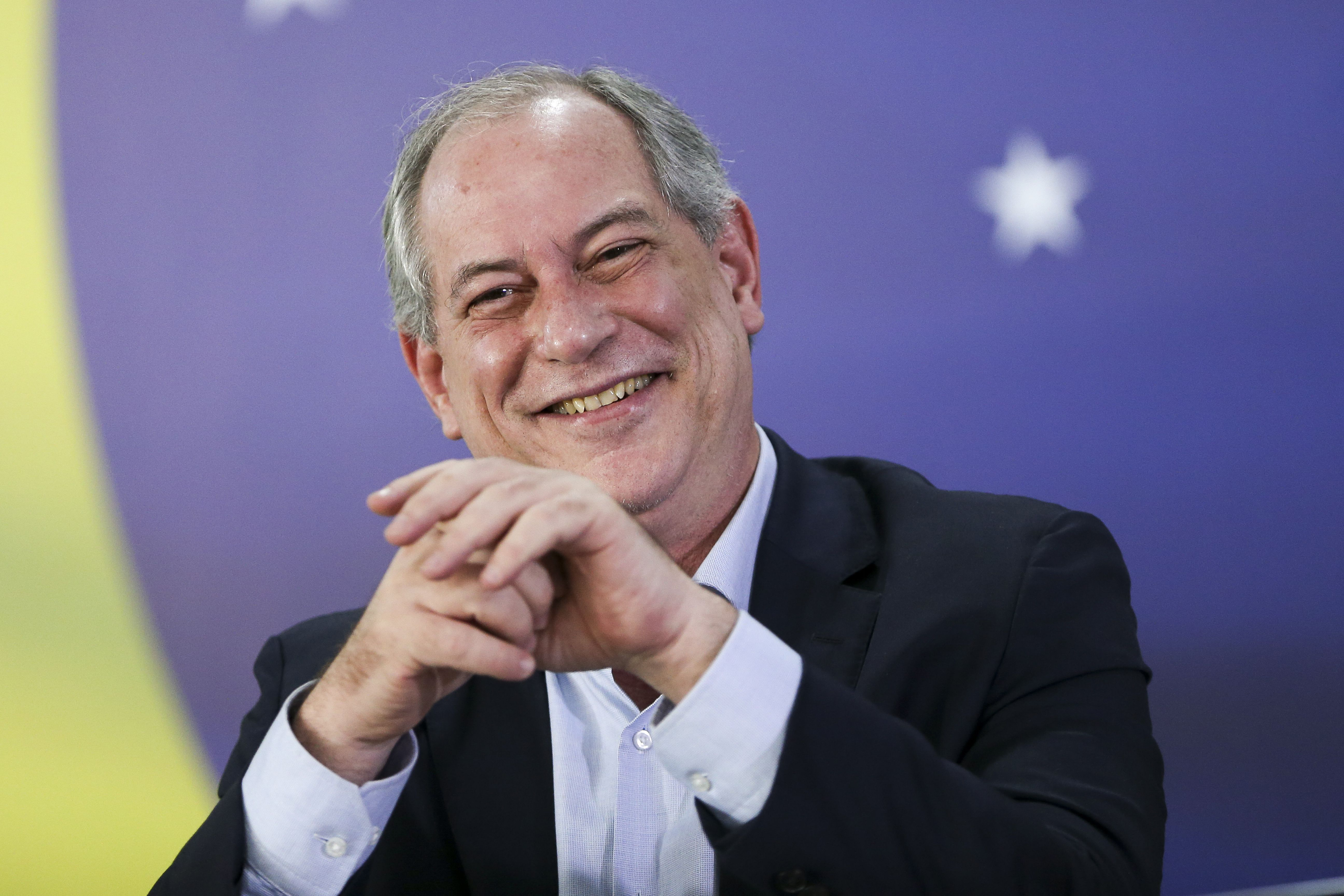 A troca de afagos e a poss vel alian a entre Kassab e Ciro Gomes