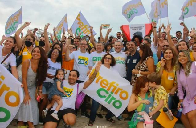 Eleitores de Ciro Gomes, na cidade Fortaleza, Ceará. 09/04/2022. Eleitores de Ciro Gomes, na cidade Fortaleza, Ceará. 09/04/2022.