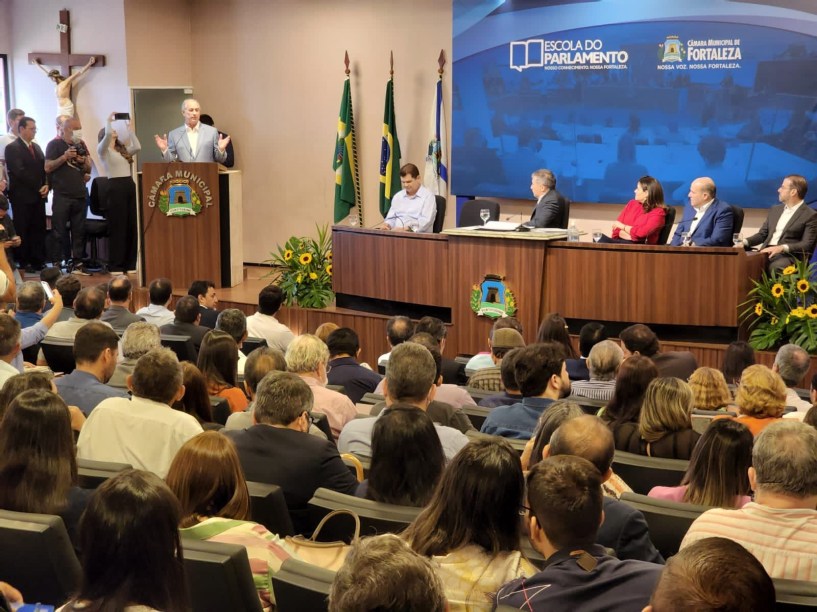 Ciro Gomes candidato `a Presidente pelo PDT, em visita `a Escola do Parlamento, em Fortaleza, Ceará. 30/05/2022.