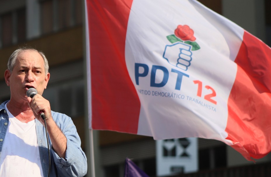 Ciro Gomes, candidato `a Presidente pelo PDT, em sua campanha "Vem Pra Rua", na av. Paulista, em São Paulo. 12/09/2021.