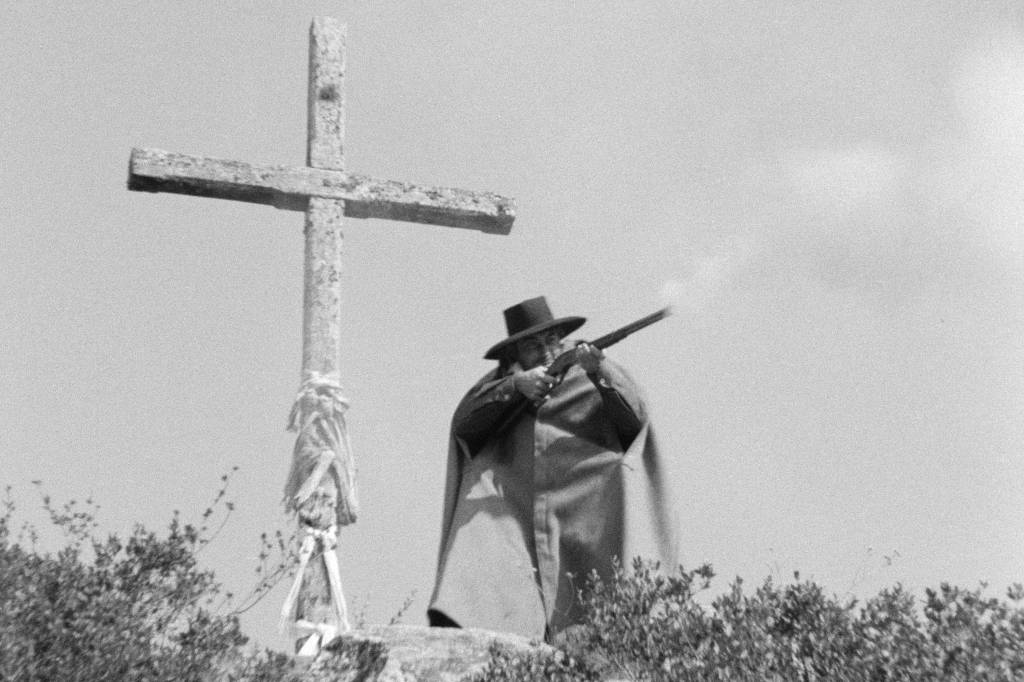Film Stills 8 Cena em 4K de 'Deus e o Diabo na Terra do Sol', de Glauber Rocha -