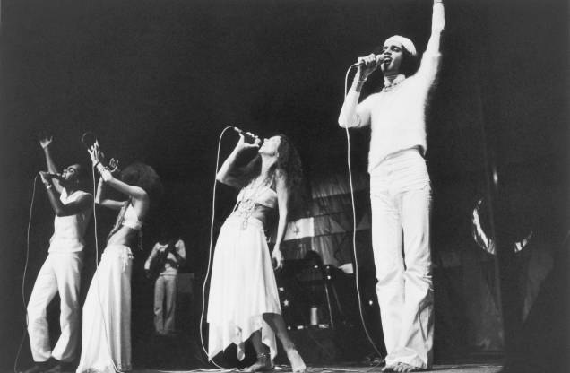 Gilberto Gil, Maria Bethânia, Gal Costa e Caetano Veloso no show "Doces Bárbaros", no Palácio das Convenções do Anhembi, em São Paulo, em 1976.