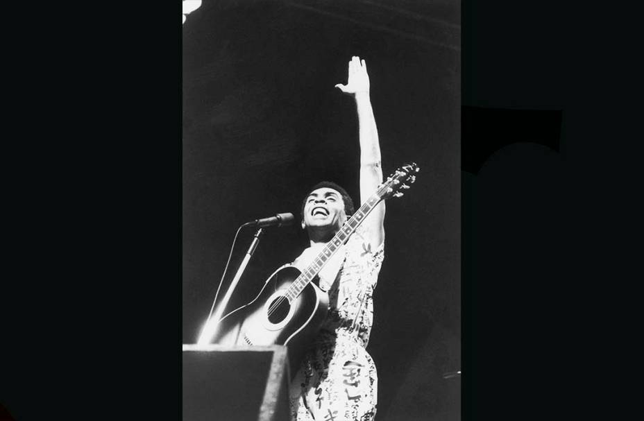 Gilberto Gil em apresentação no Anhembi, São Paulo, 1984.
