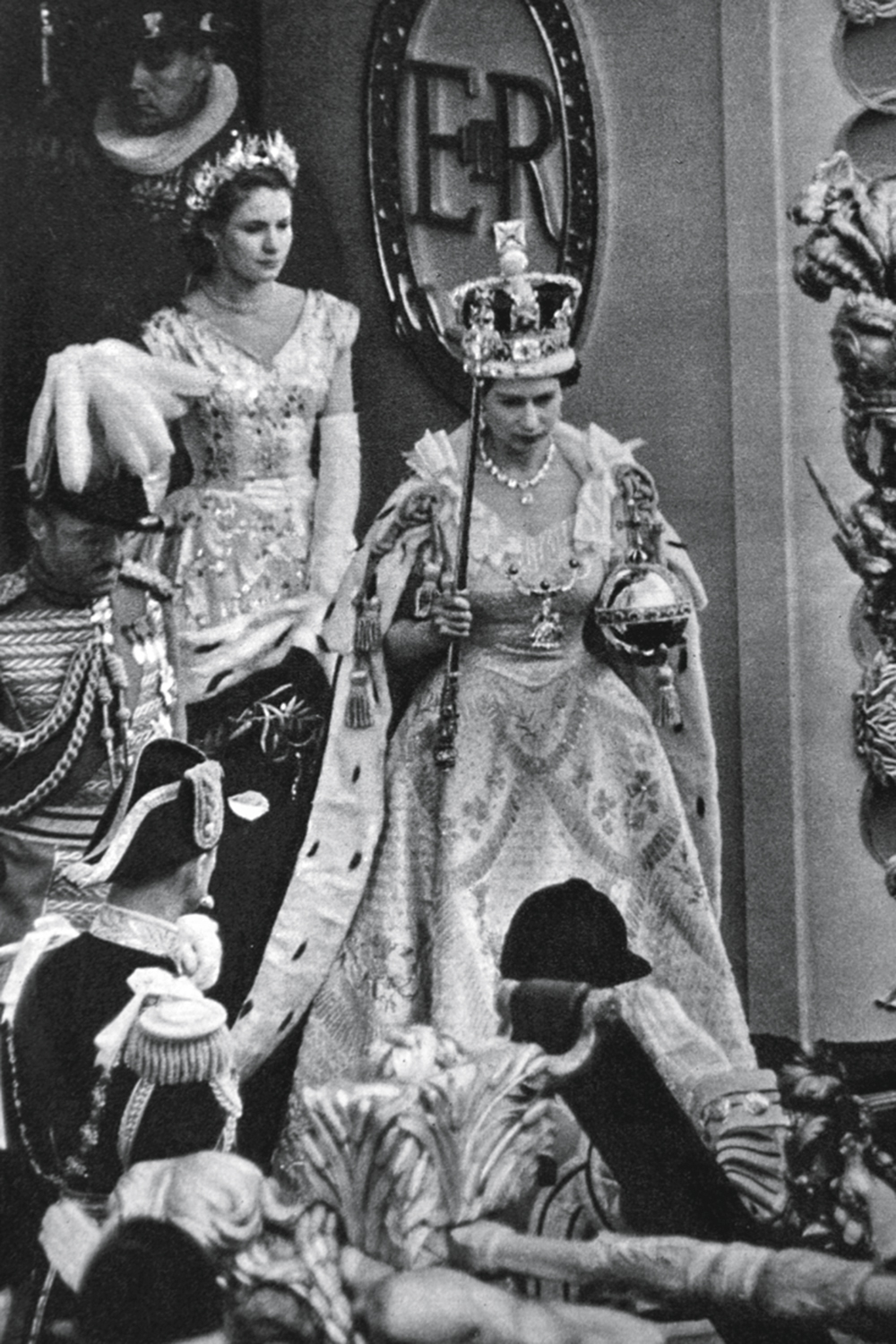 POMPA - Coroação em 1953: ela já era rainha havia mais de um ano -