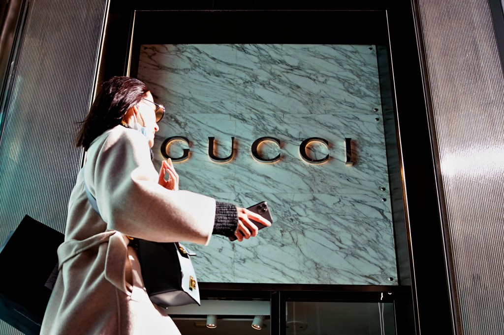 Fachada de loja da Gucci em Nova York