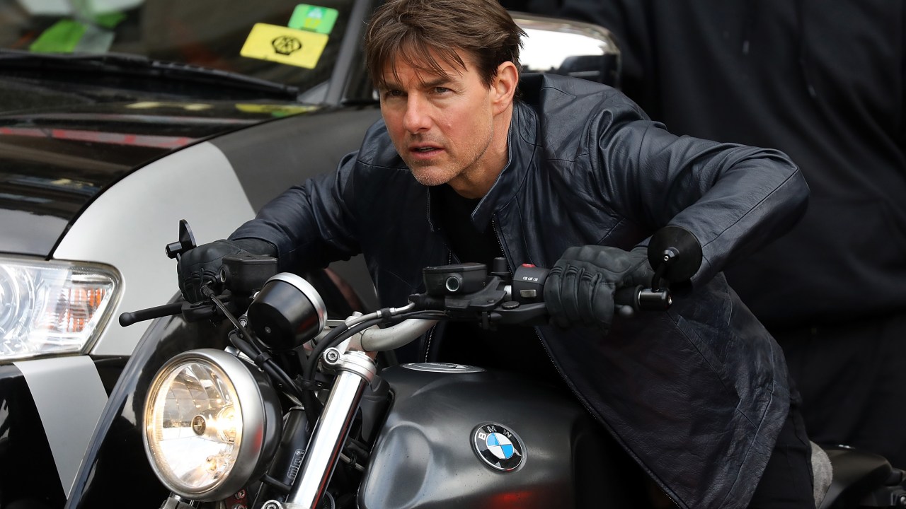 Tom Cruise no set de Missão: Impossível 6, em 2017 -