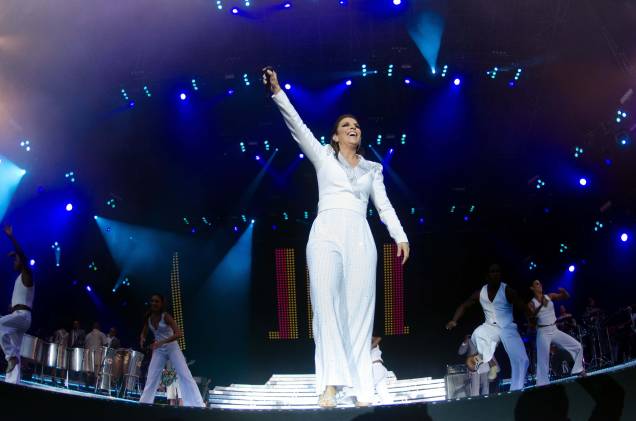Show da cantora Ivete Sangalo no palco Mundo da cidade do Rock, durante o Rock In Rio Lisboa, 2012. Show da cantora Ivete Sangalo no palco Mundo da cidade do Rock, durante o Rock In Rio Lisboa, 2012.