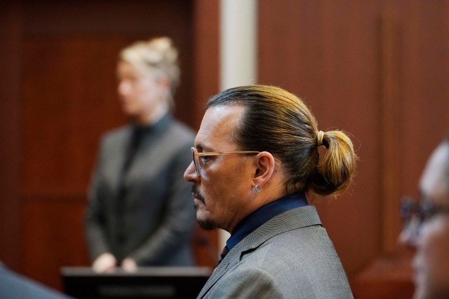 Advogada de Johnny Depp implora inocência dele em julgamento contra ex