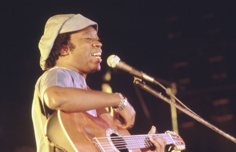 Milton Nascimento no show "Sentinela", no Estádio Mineirinho, em Belo Horizonte. Anos 80.