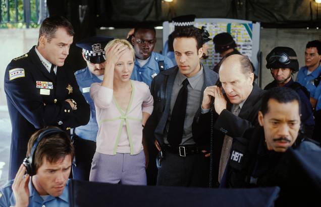 Ray Liotta, Anne Heche e Robert Duval, em "Um Ato de Coragem", 2002. Ray Liotta, Anne Heche e Robert Duval, em "Um Ato de Coragem", 2002.
