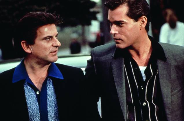 Joe Pesci e Ray Liotta em cena no filme "Os Bons Companheiros", de Martin Scorsese, de 1990. Joe Pesci e Ray Liotta em cena no filme "Os Bons Companheiros", de Martin Scorsese, de 1990.