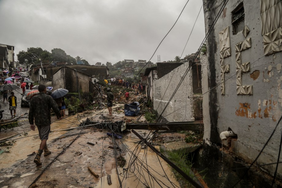 Recife- 28/05/2022- Chuvas constantes causaram deslizamentos, destruição e mortes no último sábado, no bairro Jardim Monte Verde, região metropolitana de Recife-PE