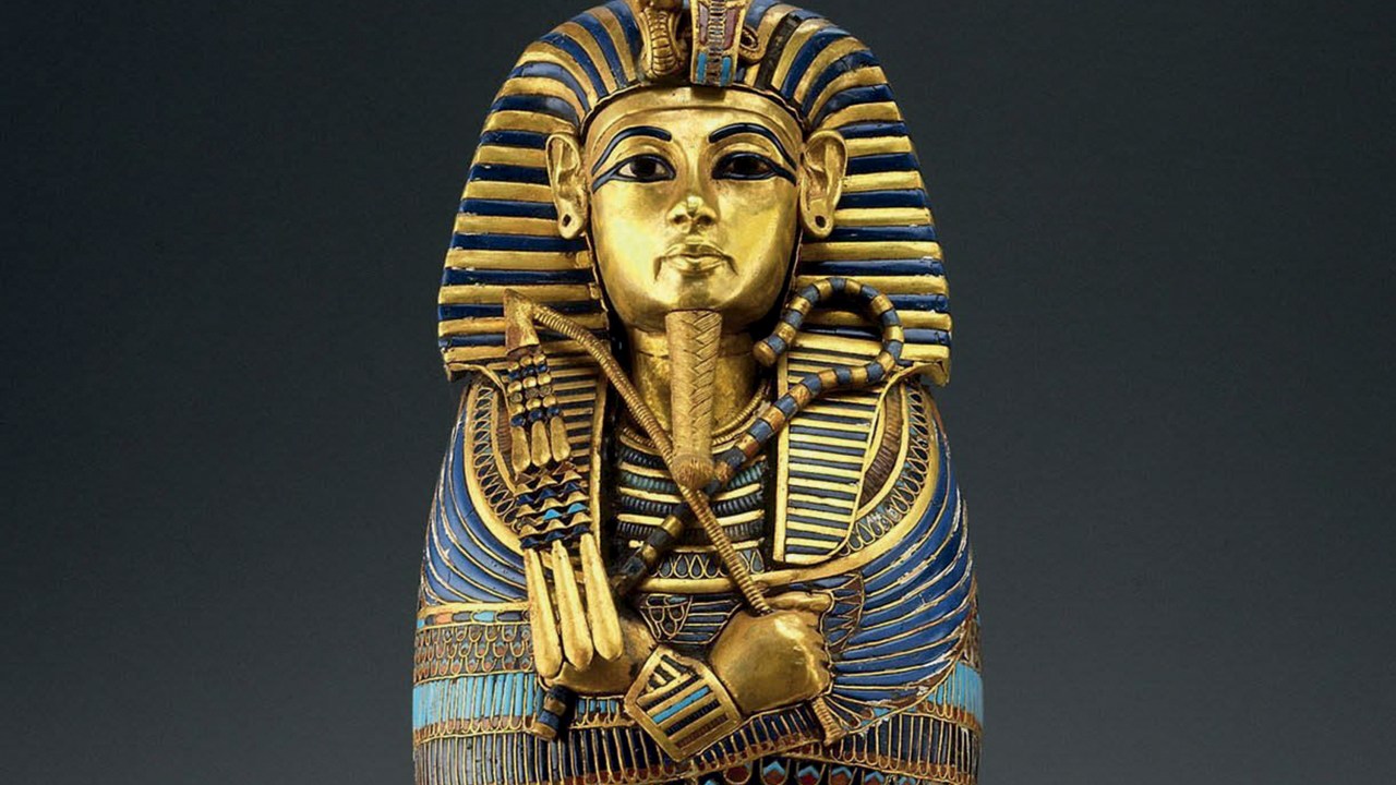 EXUBERANTE - Mudança: os restos mortais do faraó terão novo lar -