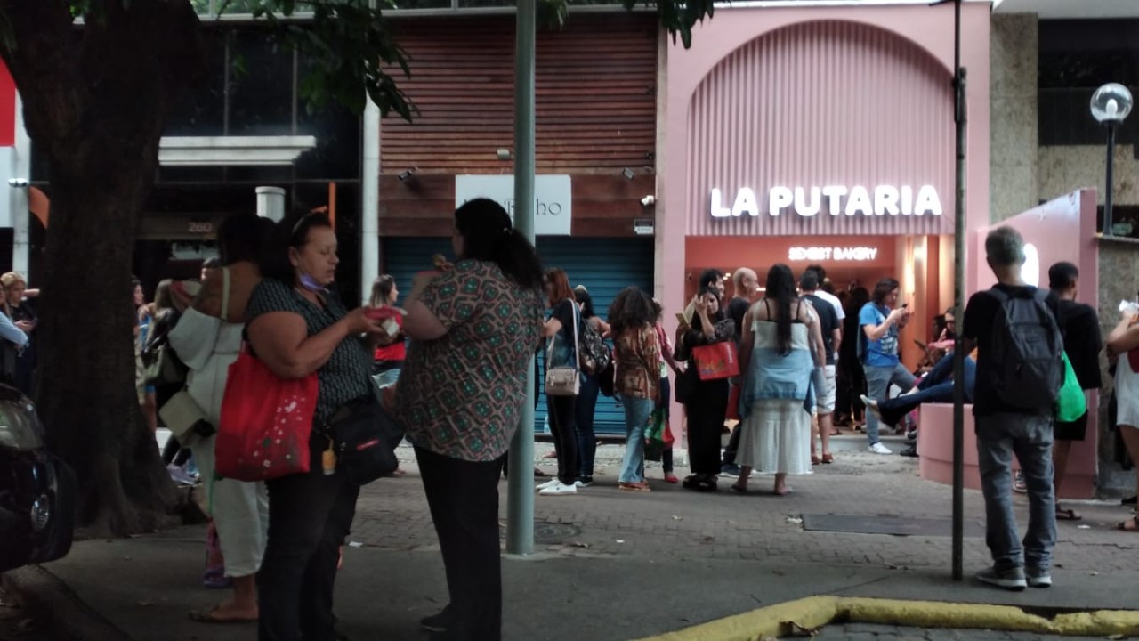 Creperia La Putaria, em Ipanema: fila o dia todo