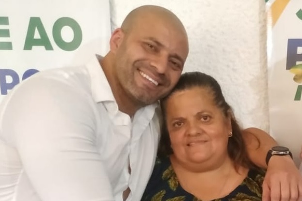 O deputado federal Daniel Silveira (PTB-RJ) e a mãe dele, Matildes Silveira //