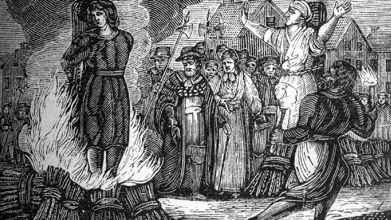 Gravura de suposta bruxa de Salém sendo queimada em fogueira
