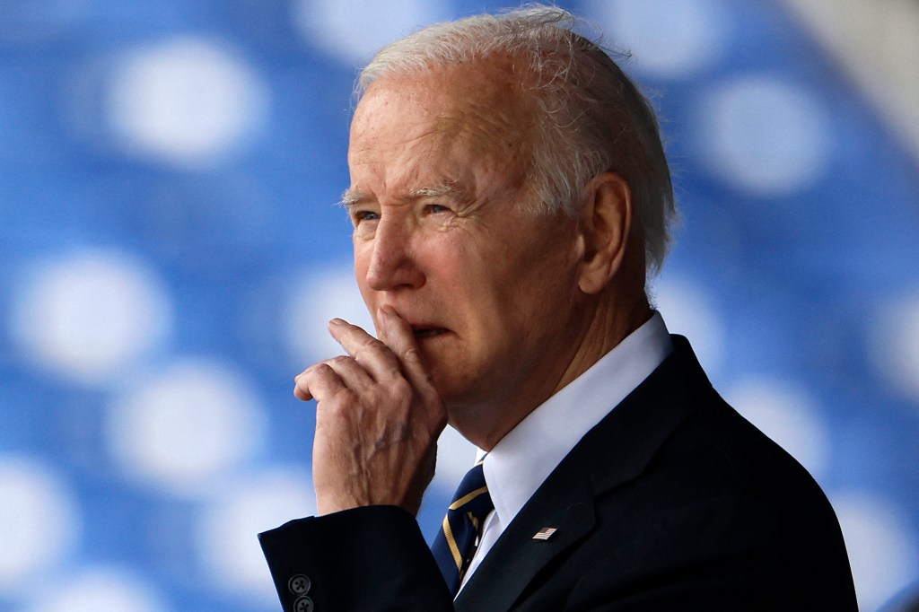 ANNAPOLIS, MARYLAND - MAY 27: U.S. President Joe Biden delivers the commencement address during the graduation and commissioning ceremony at the U.S. Naval Academy Memorial Stadium on May 27, 2022 in Annapolis, Maryland. A total of 1,100 sailors and Marines graduated from the service academy. Chip Somodevilla/Getty Images/AFP (Photo by CHIP SOMODEVILLA / GETTY IMAGES NORTH AMERICA / Getty Images via AFP)