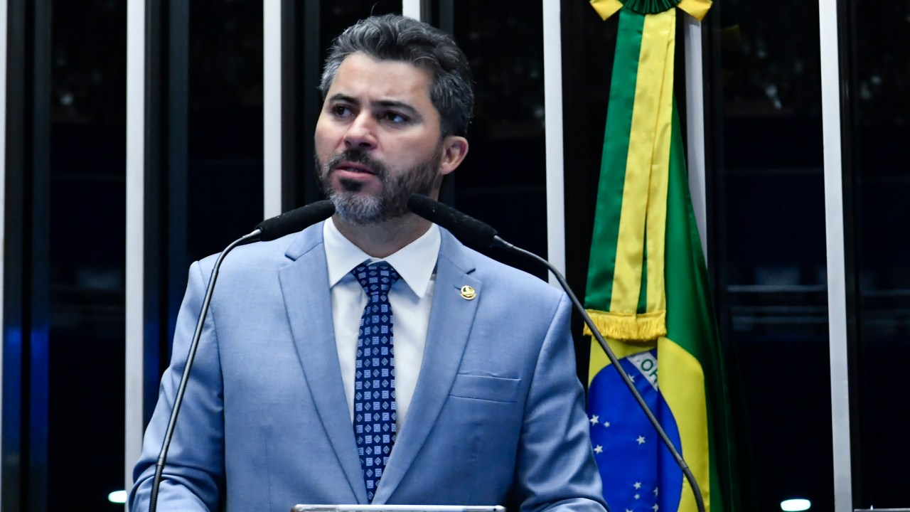 O senador Marcos Rogério (PL-RO) em discurso na tribuna do Plenário -