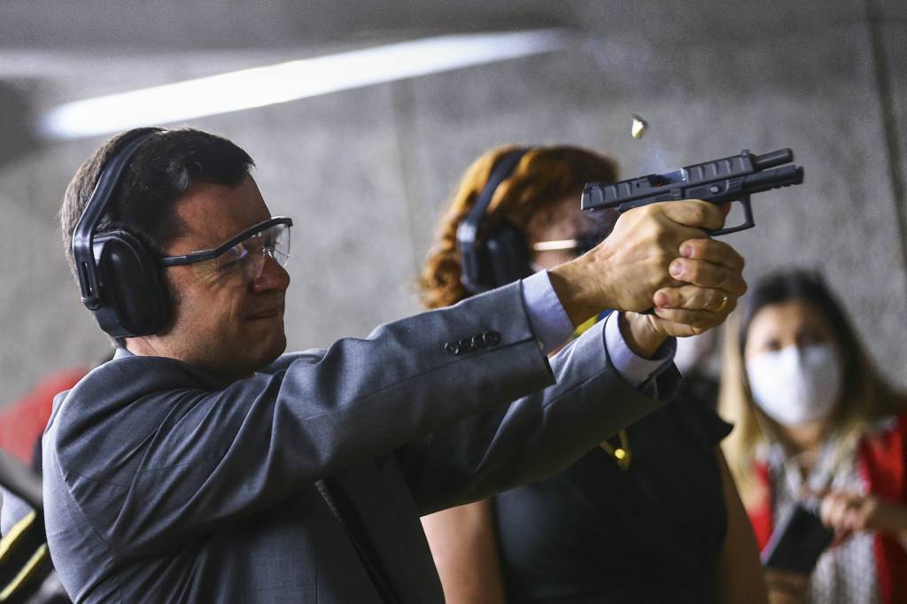 Justiça Eleitoral suspeita do ministro da Justiça e do presidente do Cade