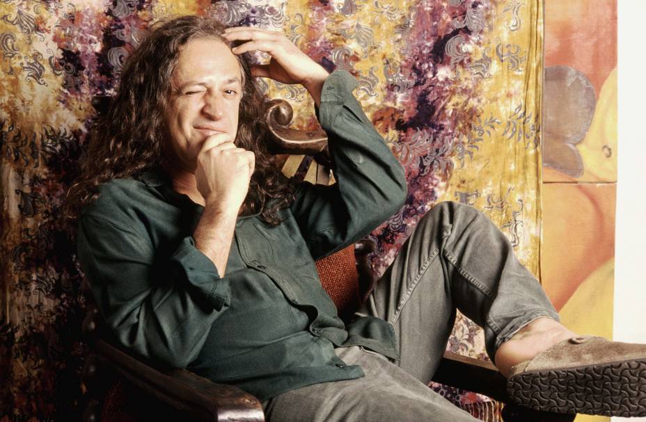 Músico e cantor Alceu Valença, em sua residência, em Olinda-PE, durante entrevista para a revista Veja, 1991.