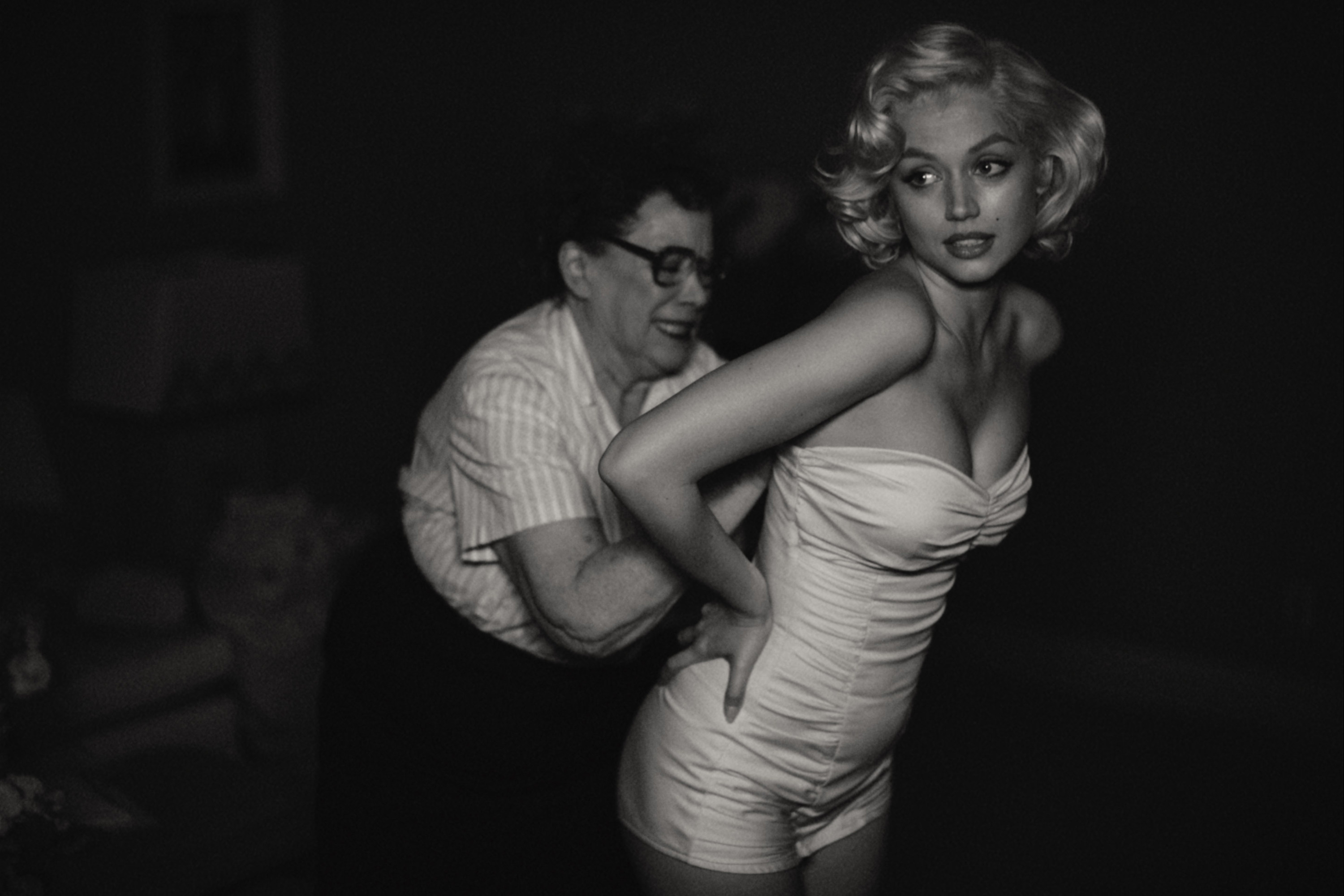 Ana de Armas como Marilyn Monroe no filme 'Blonde' -