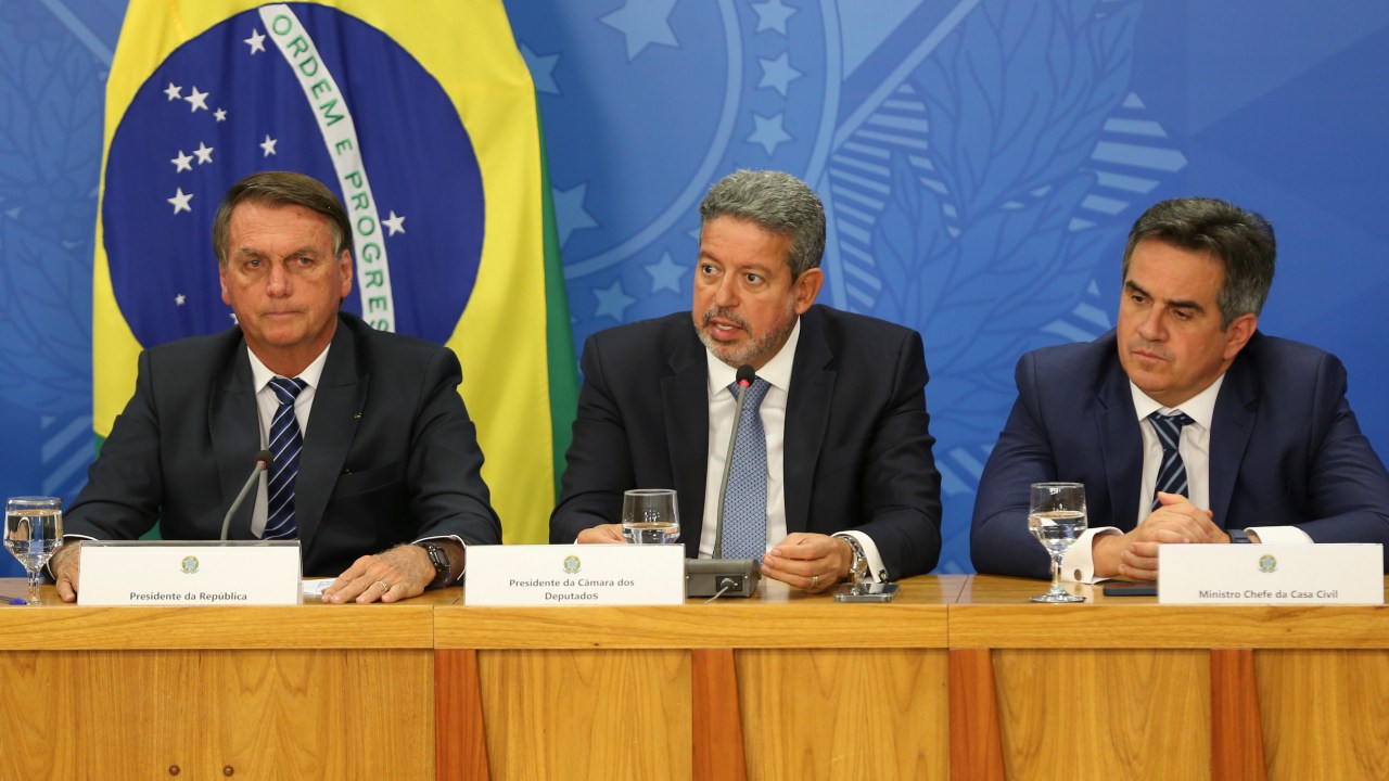 O Centrão e o Governo: o presidente Jair Bolsonaro, o presidente da Câmara dos Deputados, Arthur Lira e o ministro Ciro Nogueira.