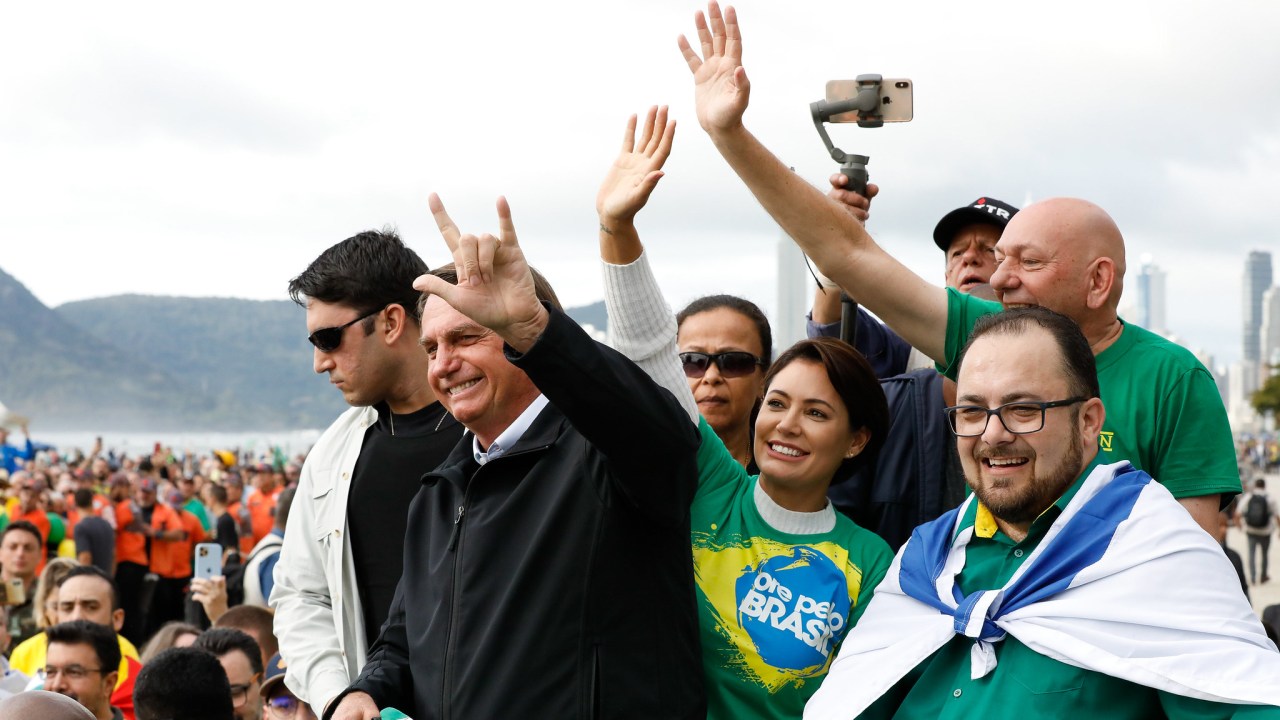 O presidente Jair Bolsonaro (PL) em evento evangélico em Balneário Cambori[u (SC)