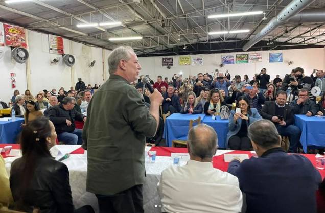 Ciro Gomes pré candidato `a presidência pelo PDT em campanha na cidade de Santo Ângelo, na região das missões, no Rio Grande do Sul, em 20/06/2022.