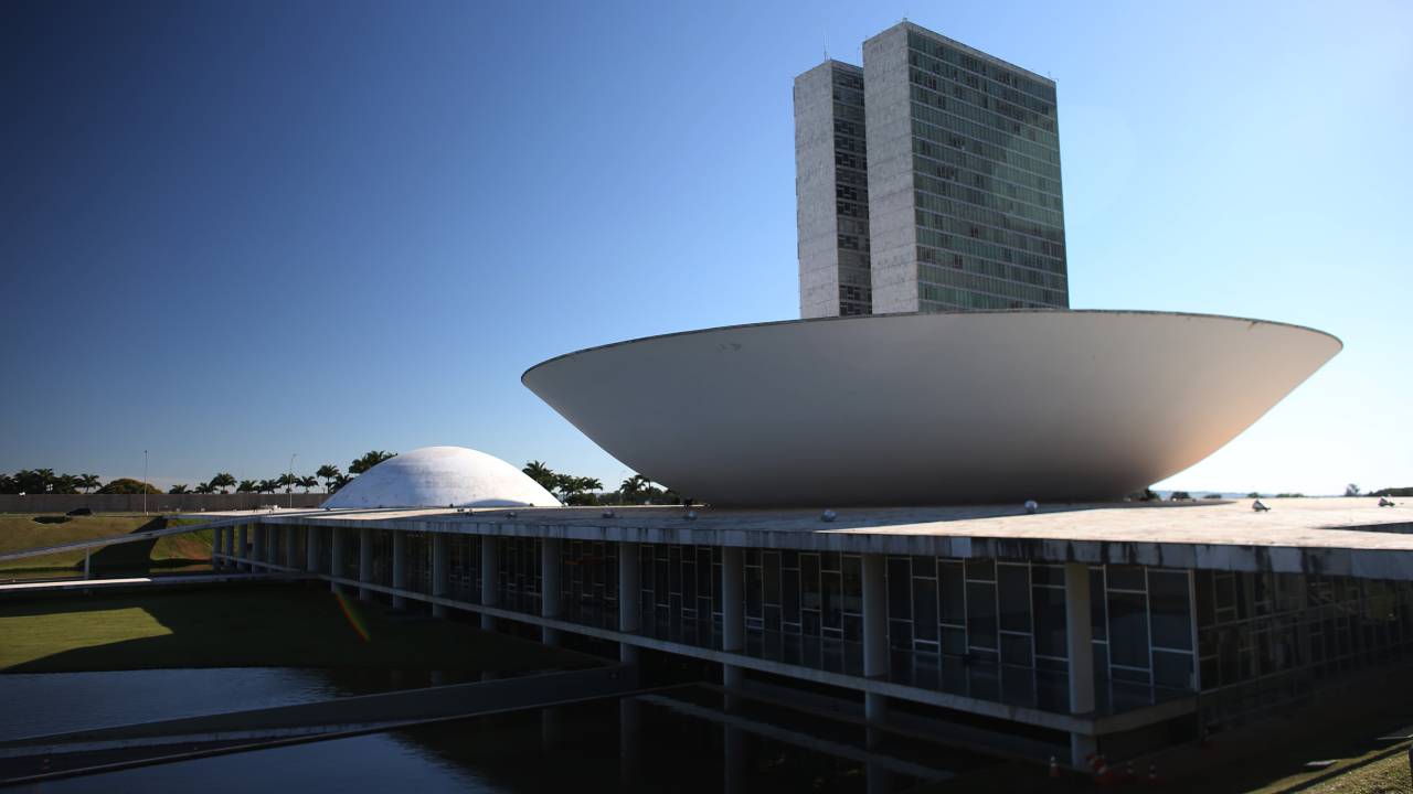 Brasília 19/01/2017 - Por do sol Brasília , Congresso Nacional .Foto: ROBERTO CASTRO/Mtur