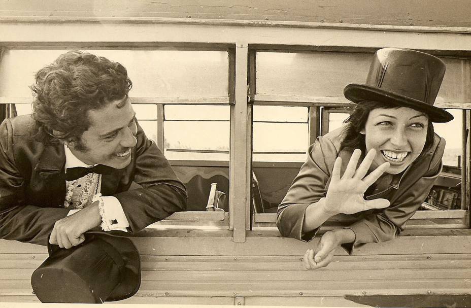 Chico Buarque de Hollanda e Nara Leão no filme "Quando o Carnaval Chegar", de Cacá Diegues, 1972.