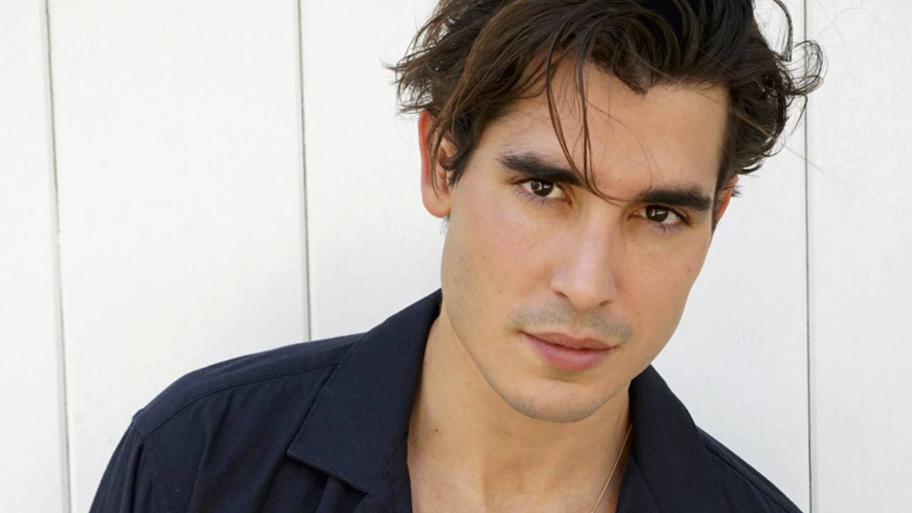 Henry Zaga