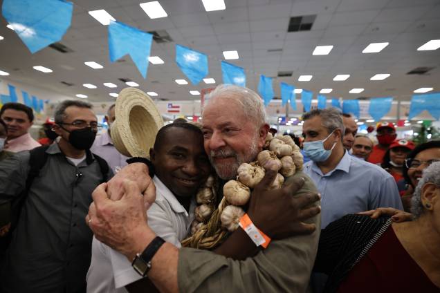 Lula em Natal-RN, durante visita à Feira Nordestina, 16.06.2022. Lula em Natal-RN, durante visita à Feira Nordestina, 16.06.2022.
