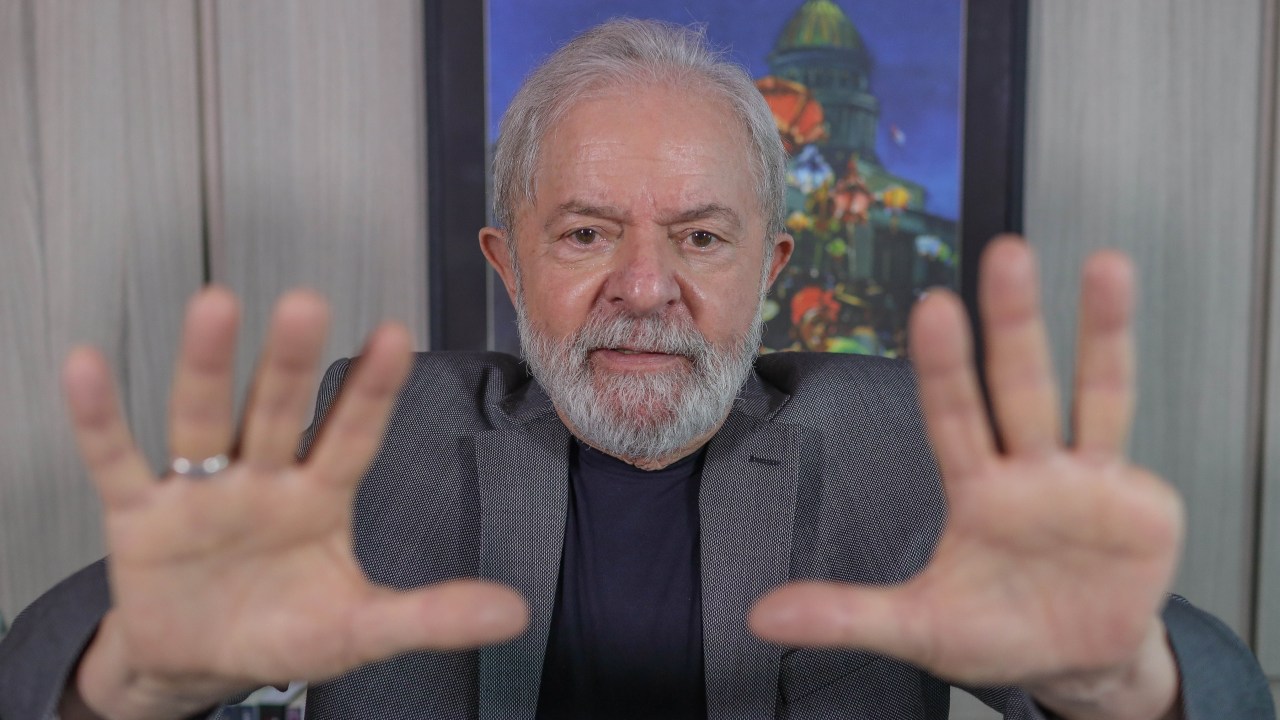 O ex-presidente Lula (PT) em entrevista à Rádio Vitoriosa de Uberlândia (MG)