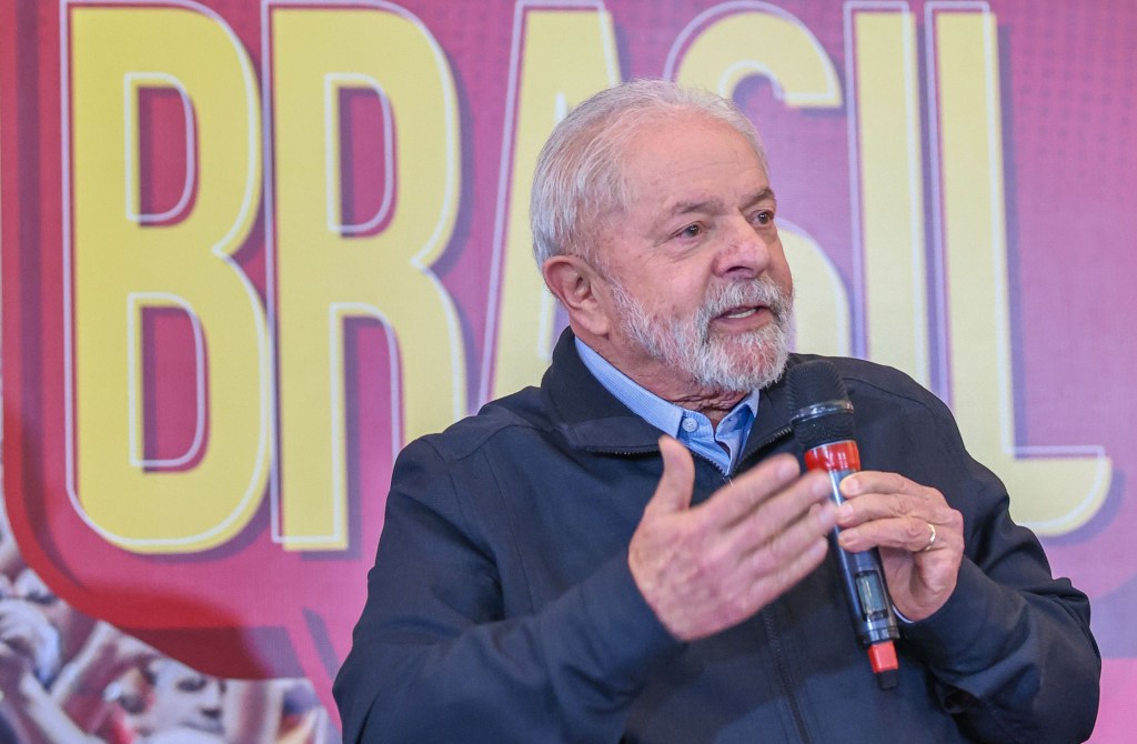 O ex-presidente Lula e o pré-candidato do PSOL ao governo de SP, Guilherme Boulos
