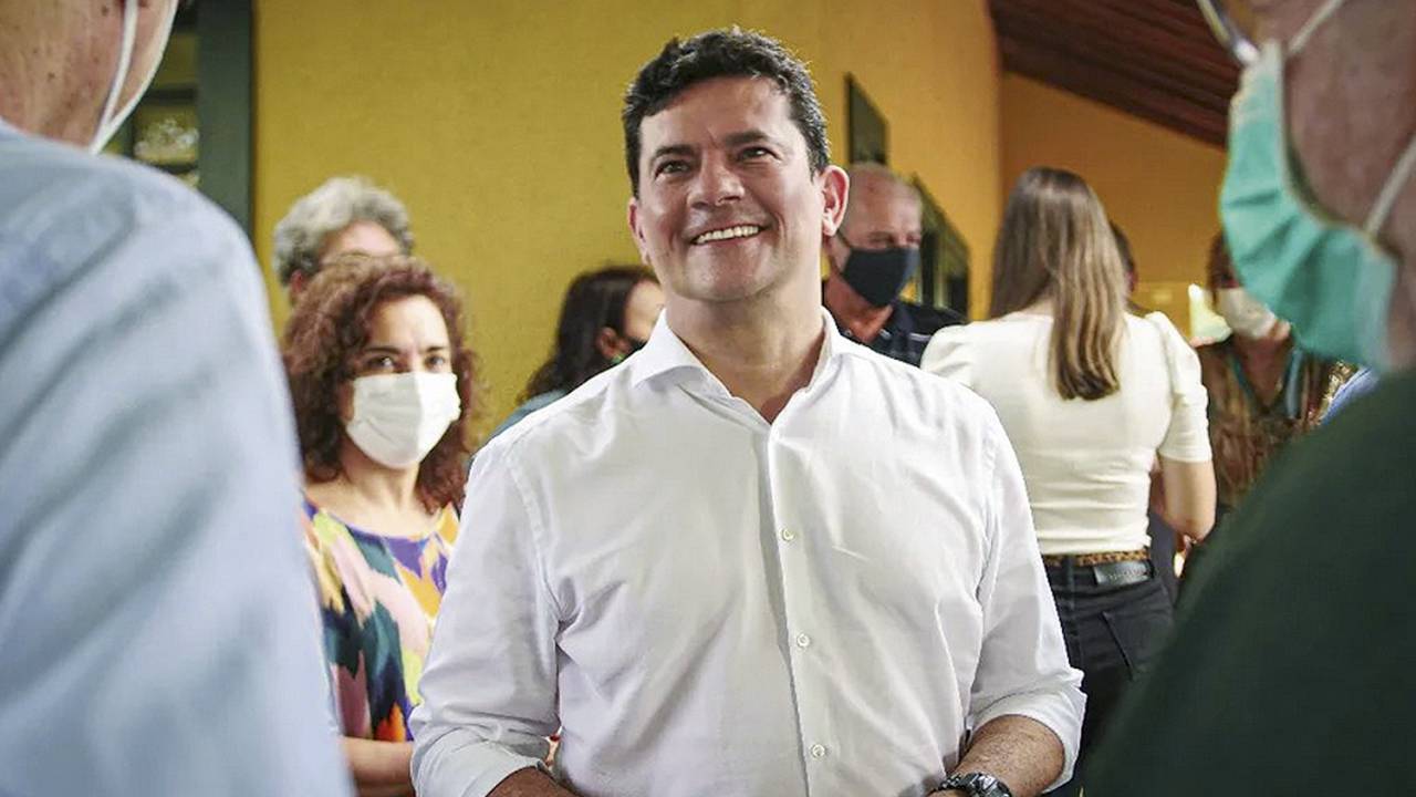 EM CAMPANHA - Moro, no interior do estado: o retorno do ex-juiz ocorreu após fracasso na tentativa de um voo nacional -