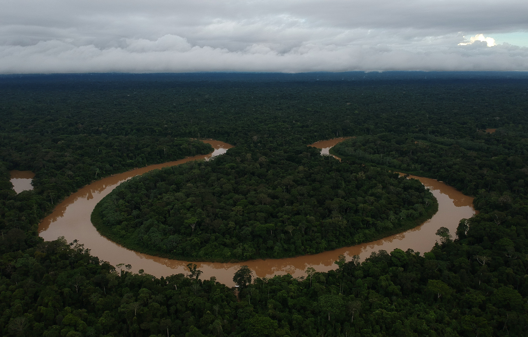 MPF arquiva investigação sobre uso de antenas Starlink em terra indígena