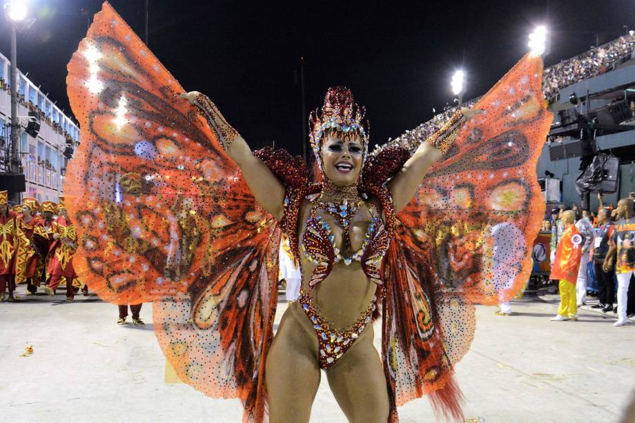 Viviane Araujo, rainha de bateria, no desfile da escola de samba do grupo especial Salgueiro, no Sambódromo da Marquês de Sapucai, Rio de Janeiro. 03/03/2019.