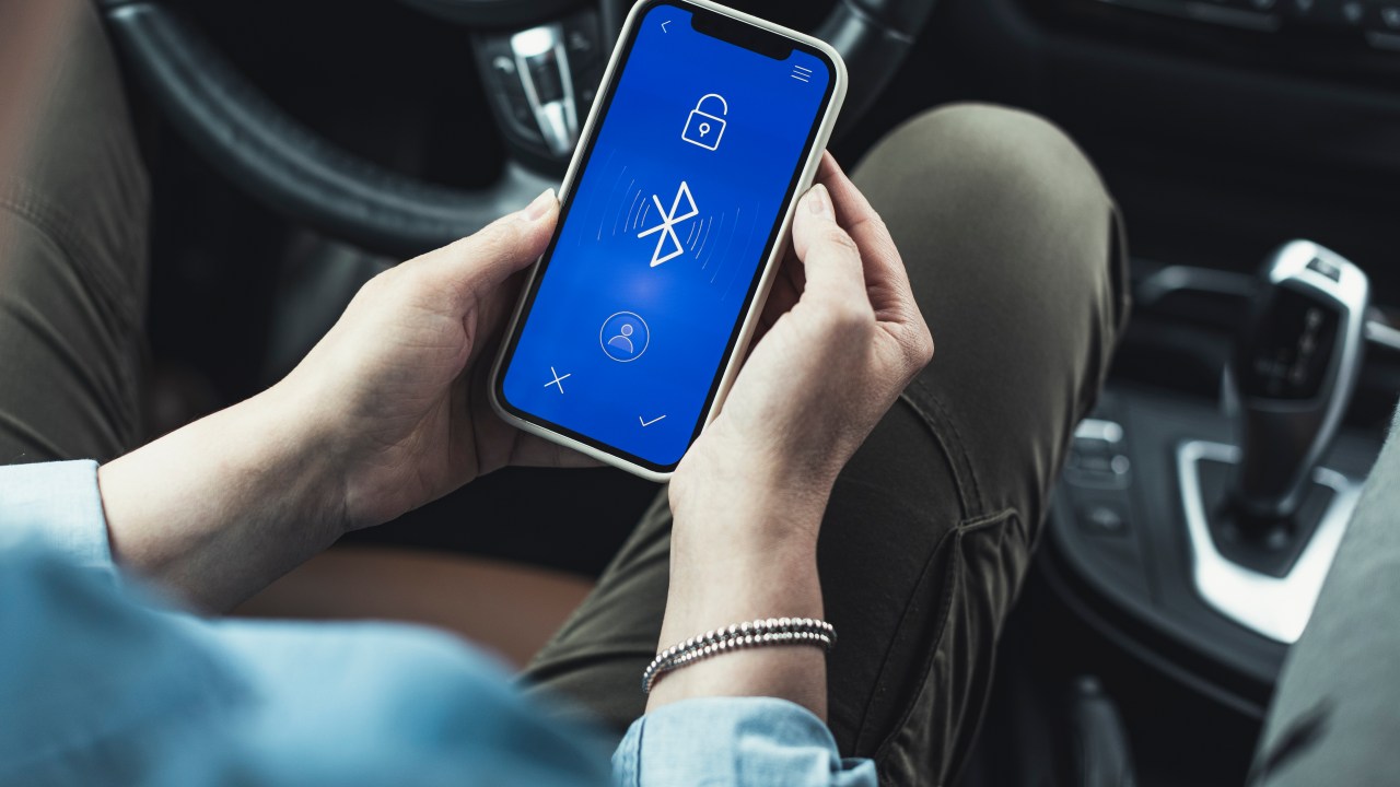 Bluetooth emite sinais com impressões digitais únicas que podem ser usadas para rastrear o movimento -
