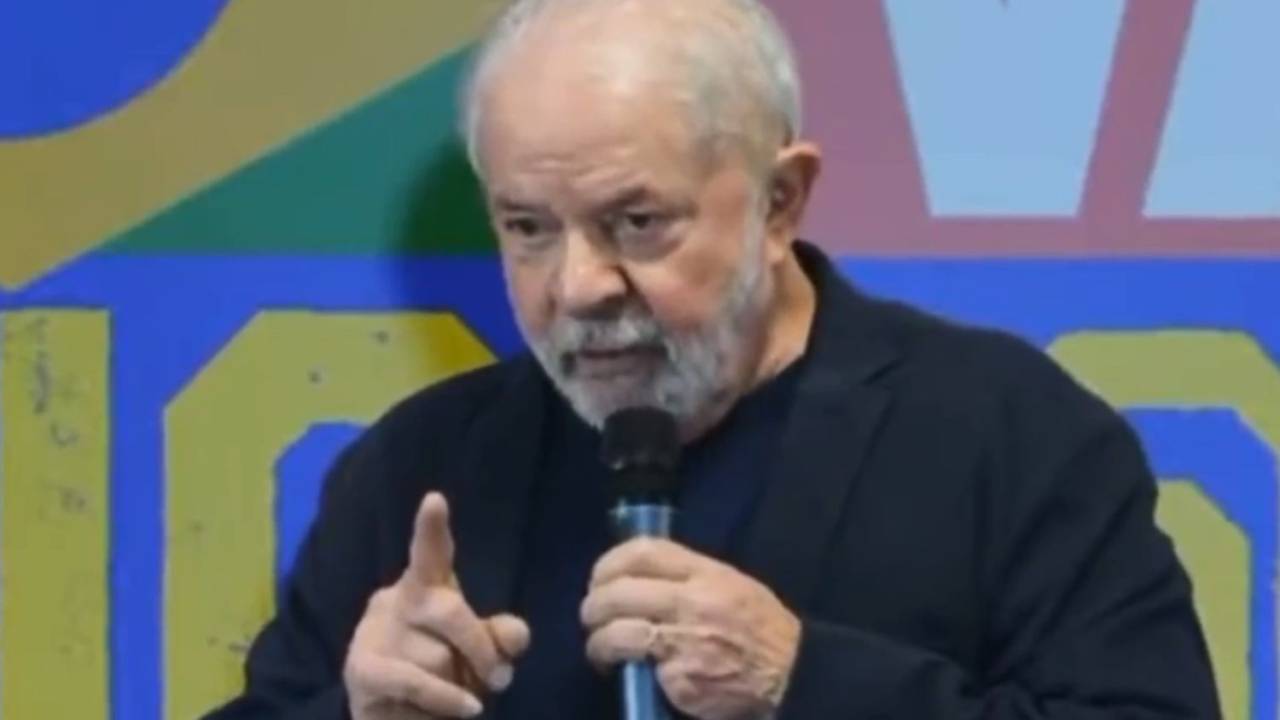 Luiz Inácio Lula da Silva em evento em Maceió