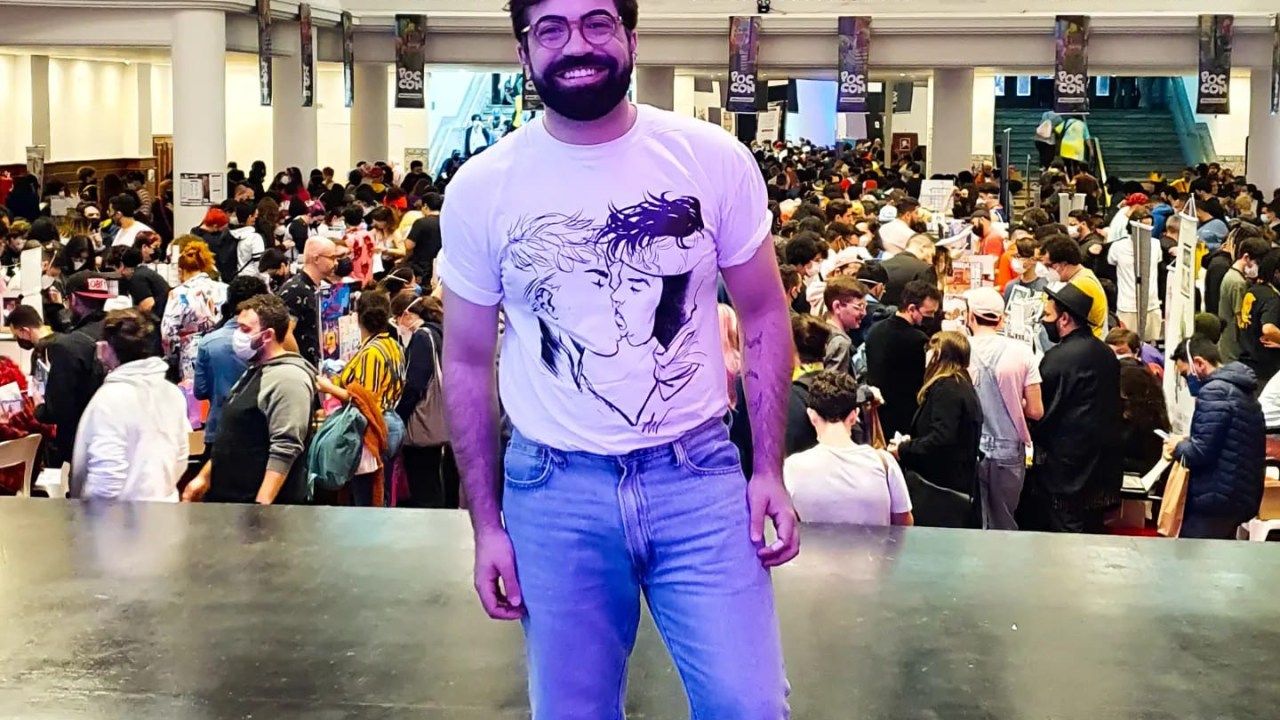 Christian Gonzatti, autor de ‘Pode um LGBTQIA+ Ser Super-Herói no Brasil?’